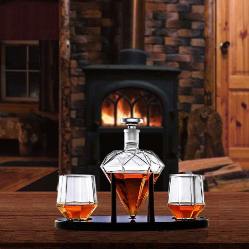 Diamond Shaped Whiskey Decanter Set