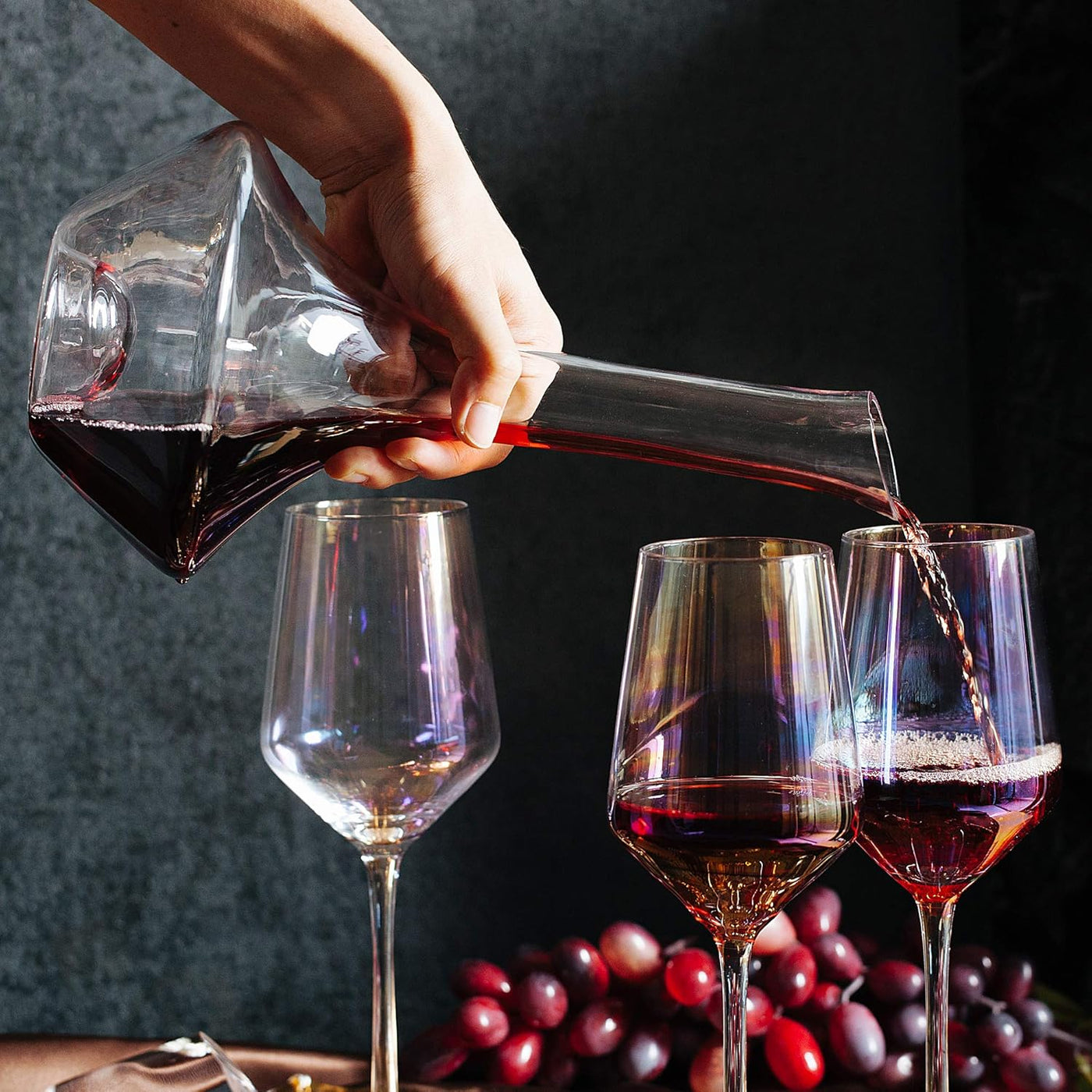 Glass Wine Decanter With Stopper For Aeration And Pouring