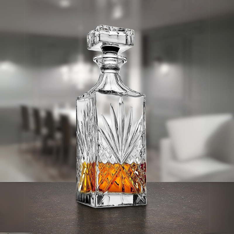 Irish Leaf Design Glass With Whiskey Decanter Set