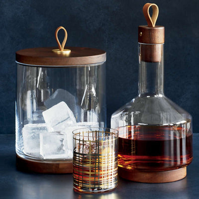 Super Stylish Glass Finished Decanter