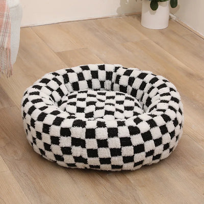 Donut Dog Bed – Calming Checker Plush Washable Cozy Nest for Small & Medium Dogs