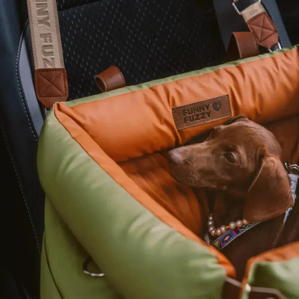 Dog Car Seat & Booster Bed – Faux-Leather, Safety Tether, ISOFIX (Standard–Jumbo Plus)