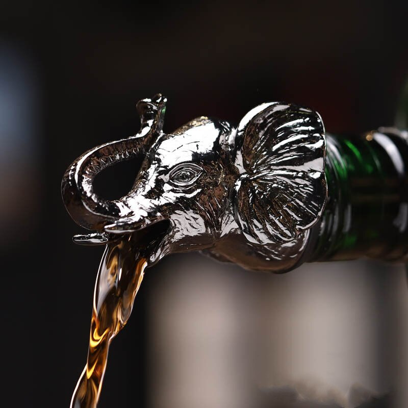 Animal Style Wine Pourer